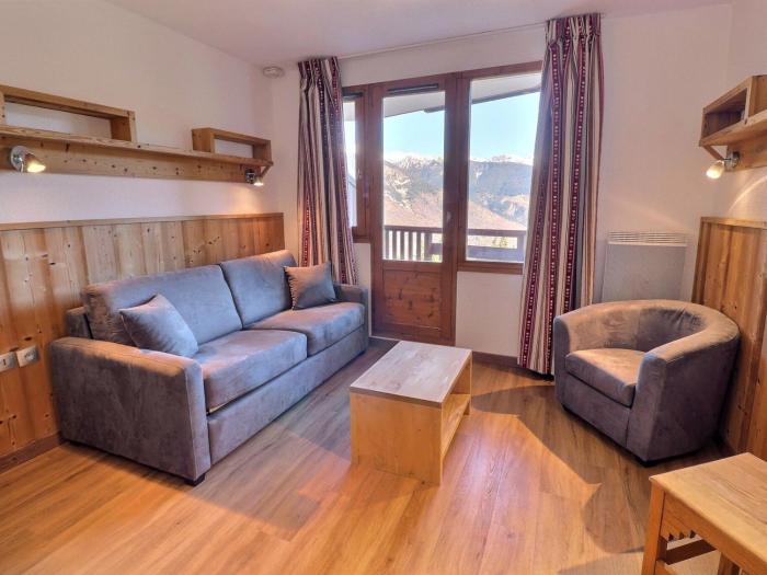 Confortable 2 Pièces, Skis aux Pieds, Proche Commerces - FR-1-182A-21