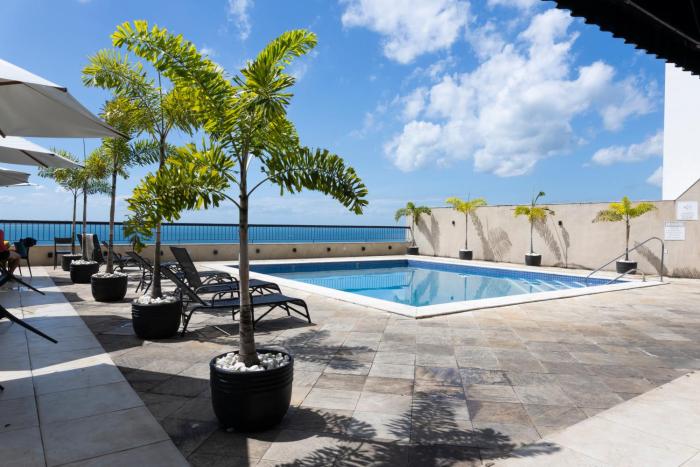 Studio-Apartment Center Pool Free Parking