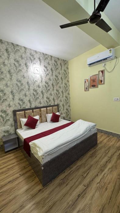 SUNRISE INN hotel