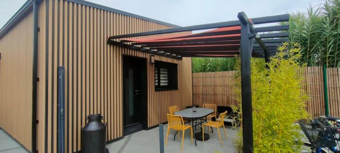 Nid douillet climatisée avec terrasse et vélos