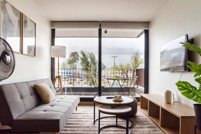 Elegant 2BR Retreat for 5 in Vibrant Las Condes