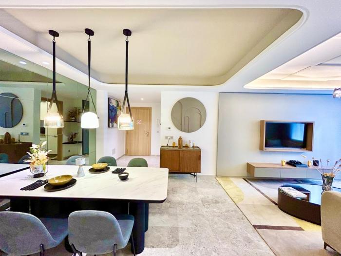 Modern Elegance Luxury Living City Center