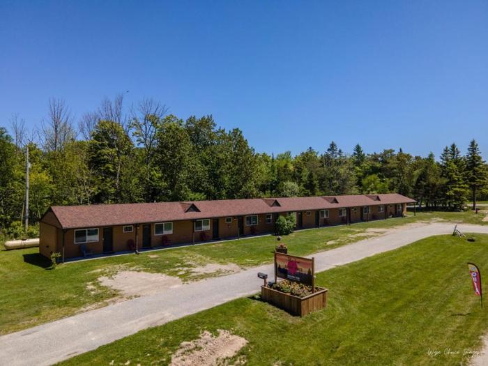 The Inn at Shady Pines