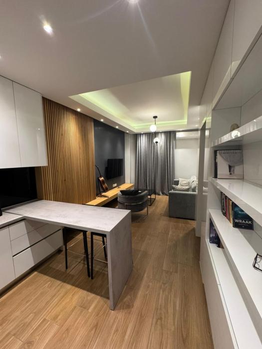 White Tower Luxury Apartment