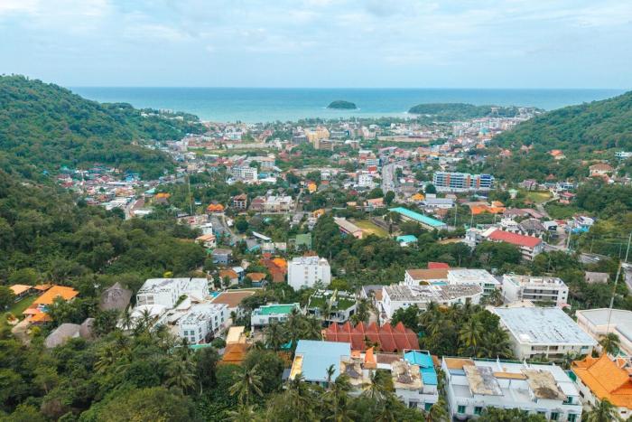 Kata Beach Tropical Hillside Retreat Jungle View
