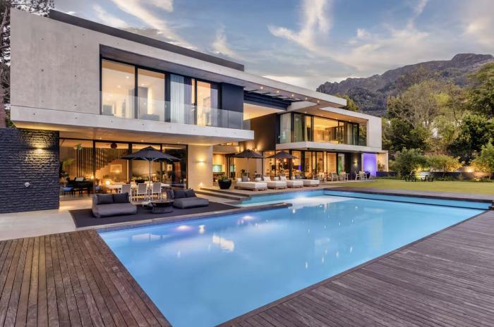 Luxury Safari Style Villa, Constantia