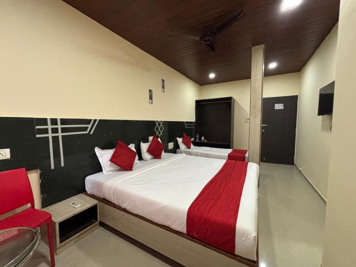 Hotel Kailash Park Near International Airport T2 Mumbai