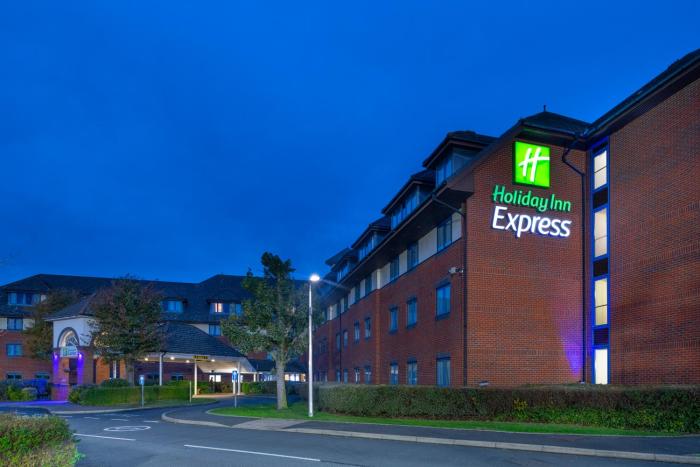 Holiday Inn Express Birmingham Airport NEC by IHG