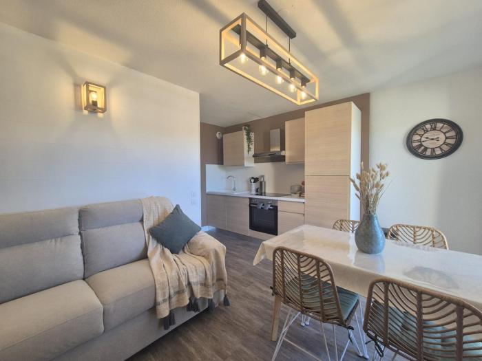 T2 cosy avec balcon & parking - Idéal pour curistes