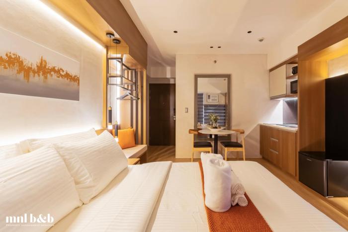 Near Venice Mall! Hotel 1BR Unit in Viceroy Residences