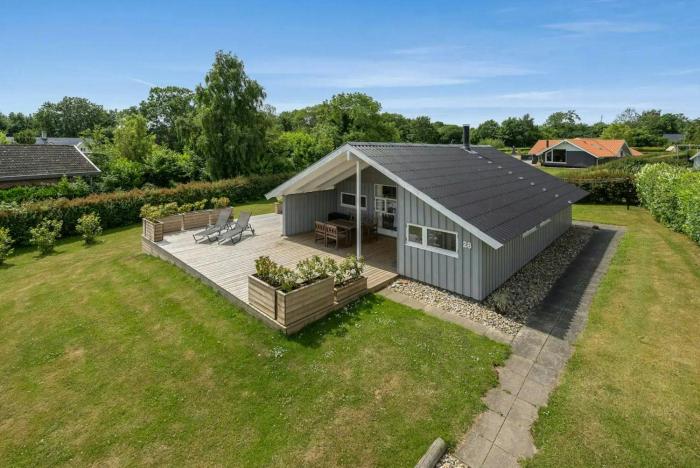 Bright House With Sea View And A Hot Tub On Als