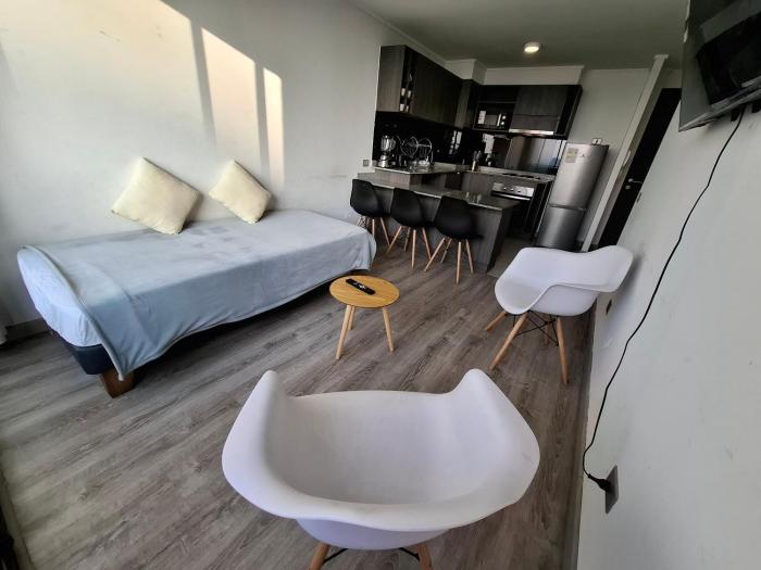 Alojamiento moderno y bien conectado a pasos del Metro y centros urbanos