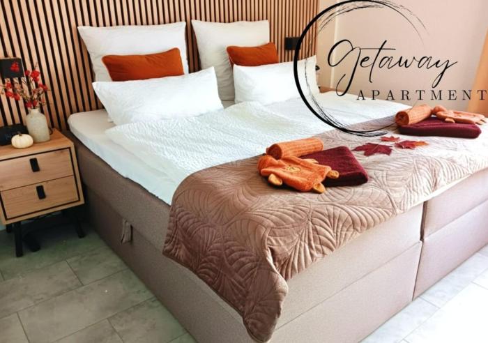 Getaway Apartment mit Balkon - großem Doppelbett & Schlafsofa für insg 4 Pers - ruhig gelegen, ideal zum Wohlfühlen&Ankommen - Kinderbett&Hochstuhl - Messe Düsseldorf&Essen - S-Bahn