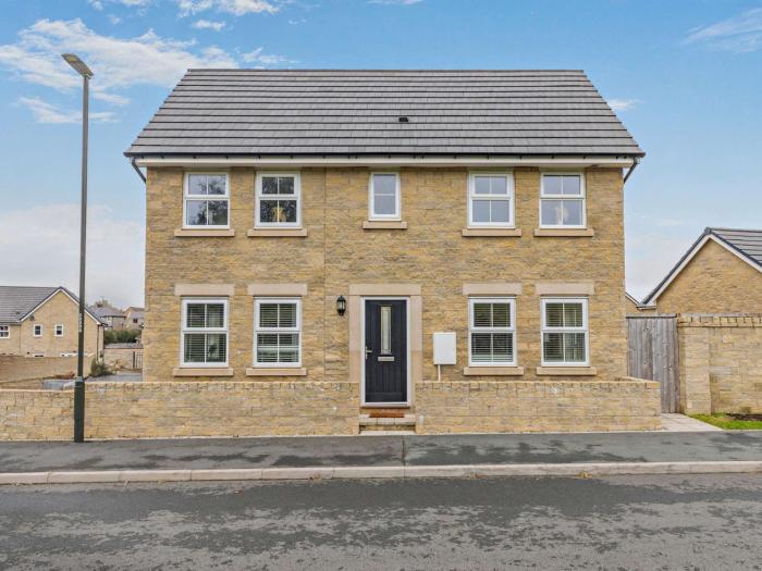 3 Bed in Buxton 91785