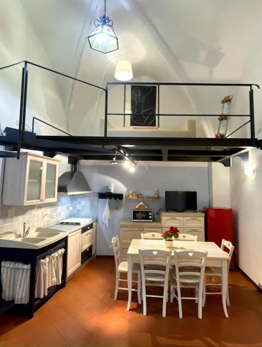 Perugia Historic center house