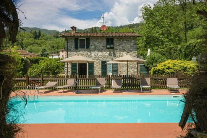 Charming Stone House Near Lucca And Garfagnana