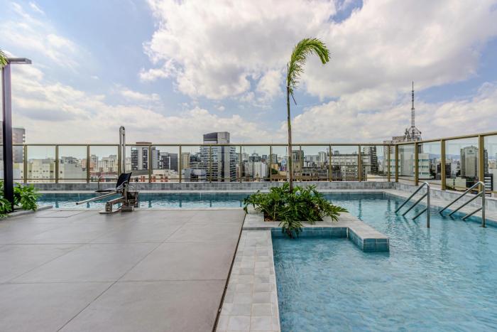 Charlie Nik Paradiso - Soft Opening