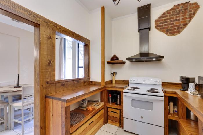 Shop, Dine and Unwind Dtwn Marshall Studio!