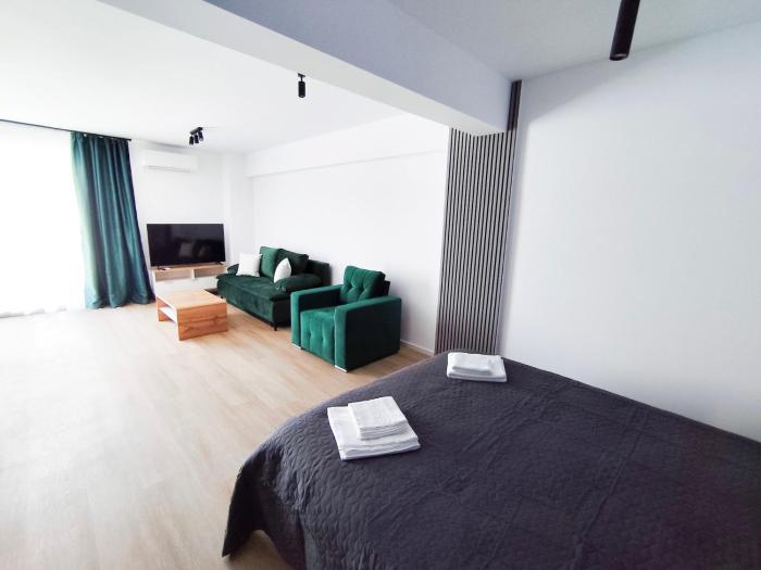 West Hillside Apartments