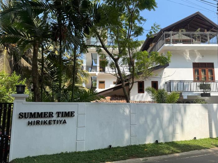 Summer Time Hiriketiya