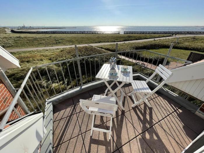 An Bord im Strandtuun