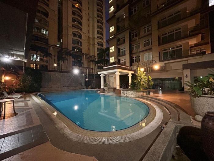 Spacious Home for 12pax - Kuching Riverfront