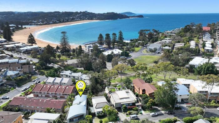 Ocean Breeze 2 - Peaceful Seaside Atmosphere