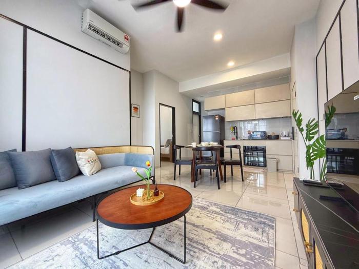 Space Residency 2BR KSL Mall Strategy Location