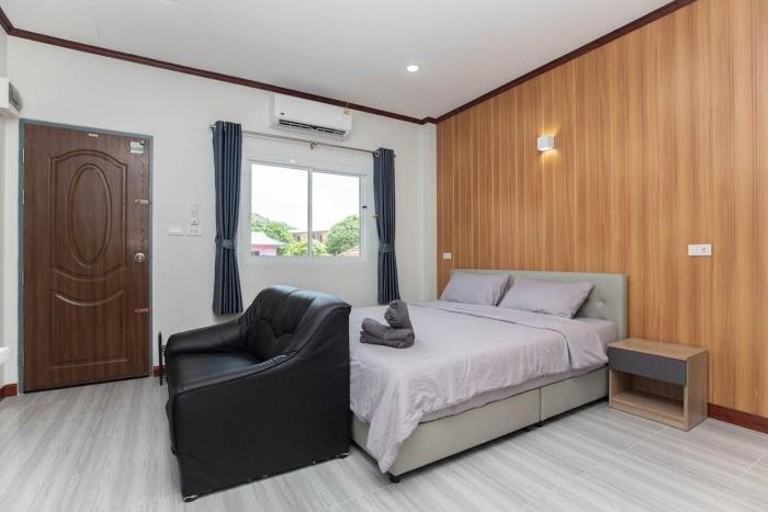 DUCATTI apartments, 10 min to Bang Tao beach