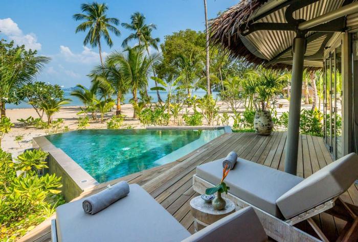 TreeHouse Villas - Beachfront Pool Villa