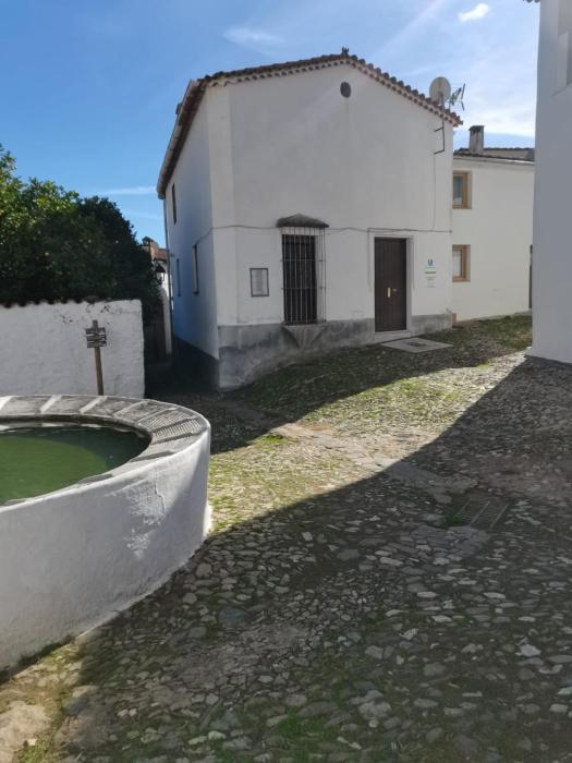 La Fuente, Linares de la Sierra