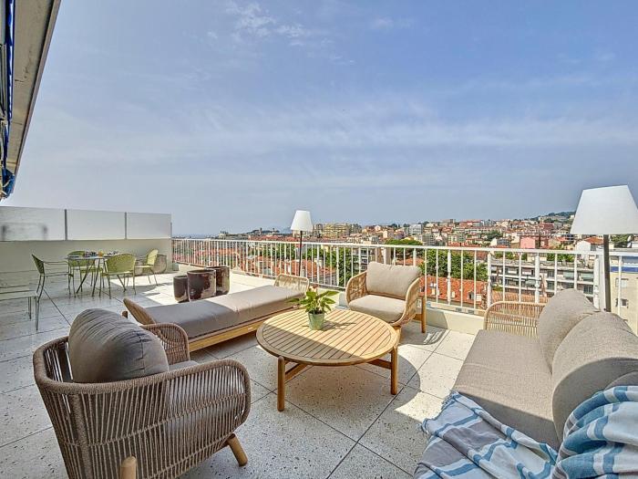 Cannes Penthouse Luxe - 2 CH - Garage Privé - 850m Palais des Festivals