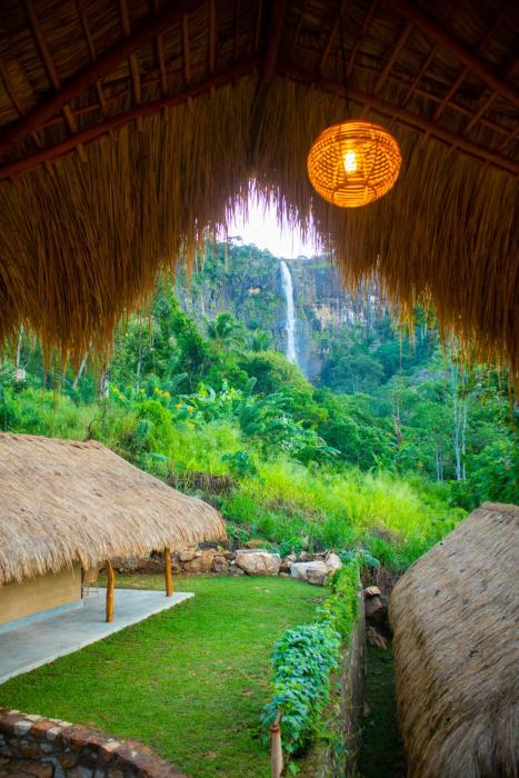 Whisper Point Eco Resort Diyaluma