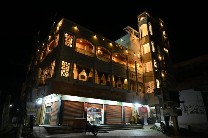 BVR Dazzle Residency