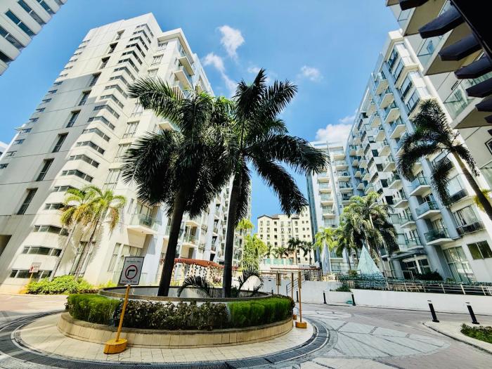 One Palm Tree Villas across NAIA-T3