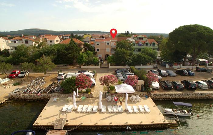 Nice Apartment In Turanj With Wifi