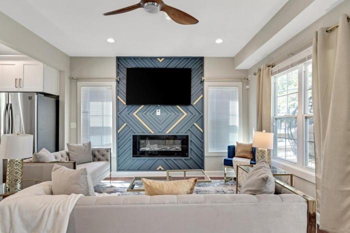 Elegant 4 bedroom with Private Backyard Downtown ATL