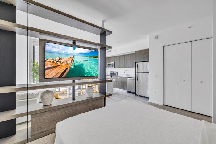 The Casas Collection at Alea Miami - Modern Designer Studios