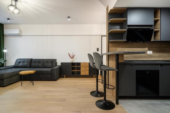 Central ONE Velvet plus Parking