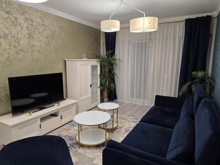 Medical District Urban Apartment with Undergroud Parking