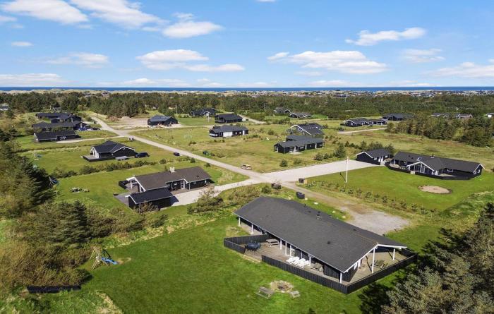 Stunning Home In Løkken With Sauna