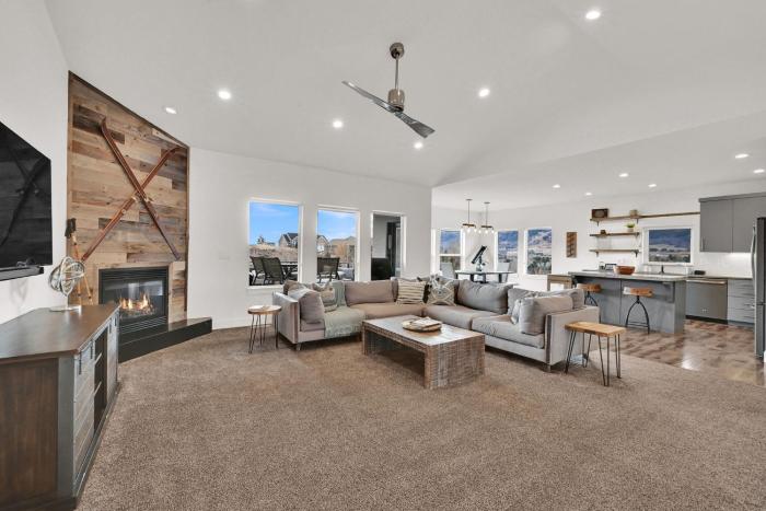 The Preserve Home in Eden at base of Powder Mtn