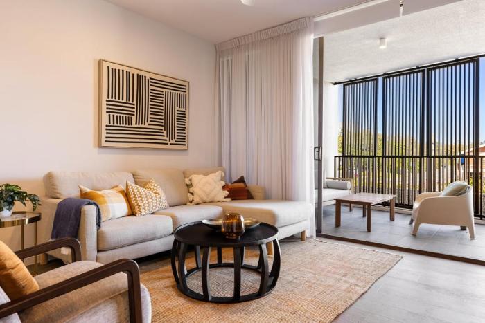 Byron Waves on Jonson