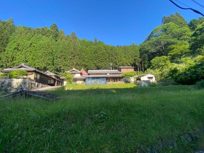 OldJapaneseHouseintheMountains山の中の築100年古民家赤目のやど