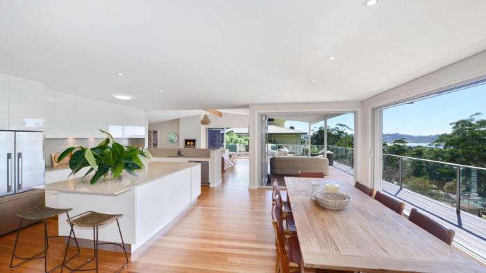 Oasis On Fairscene - Ocean Views From Every Floor