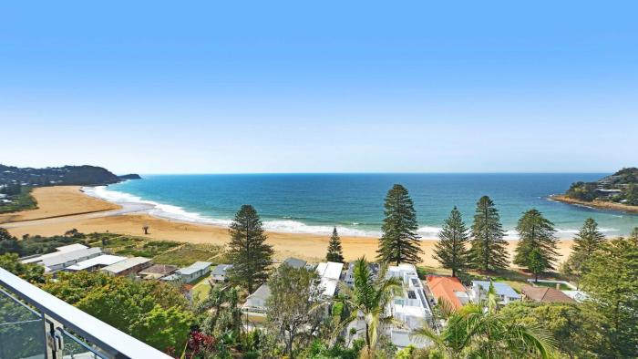 The Lookout - Never - Ending Views