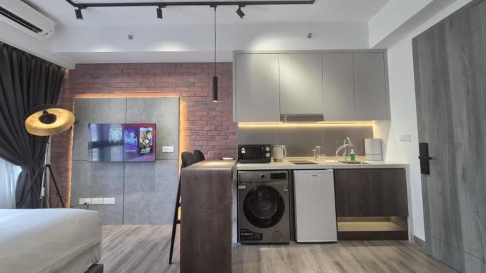 Agile Bukit Bintang TRX 4min MRT Studio Good View Netflix #031