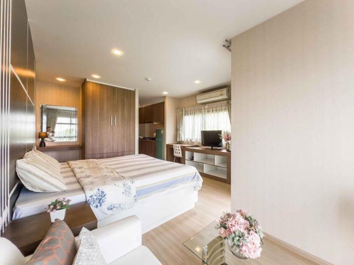 Apartments in the NICE condominium on Bang Tao Beach