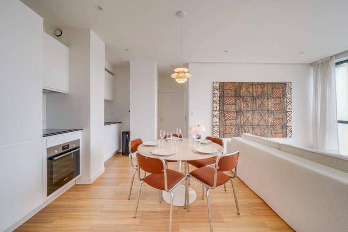 Apartment with parking in the heart of Chartrons