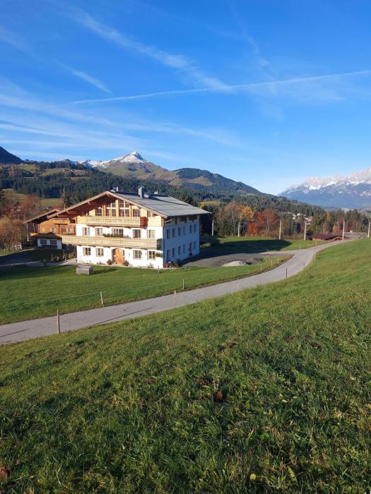 Ferienwohnungen Grünbichl